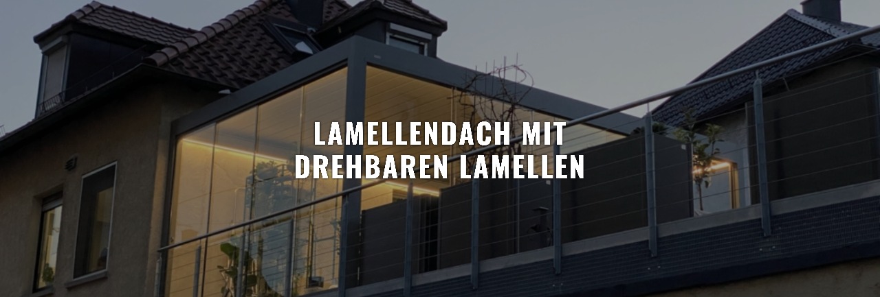 Lamellendach mit drehbaren Lamellen